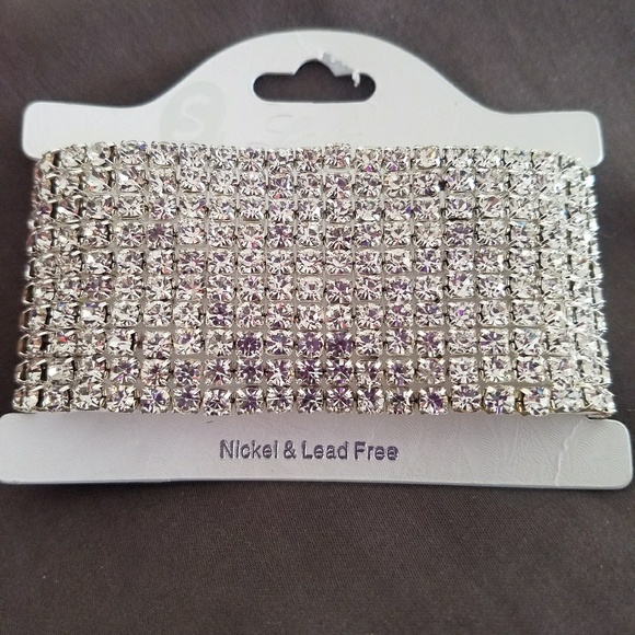 Stretch Rhinestone Bracelet - Picture 1 of 2